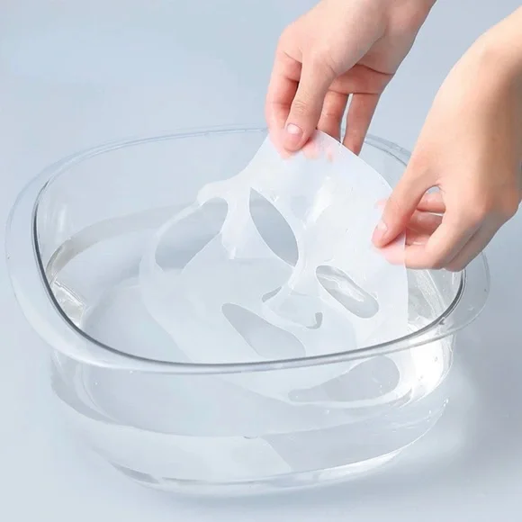 Reusable Mask - Picture 4 of 4